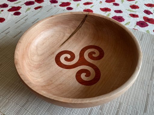 Maple bowl with celtic inlay 